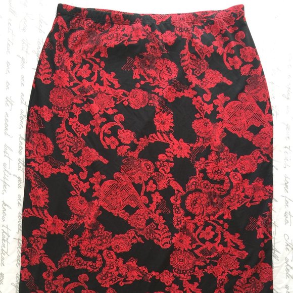 Tank and Skirt Vibrant 'China Red' and Black Floral - Picture 7 of 11